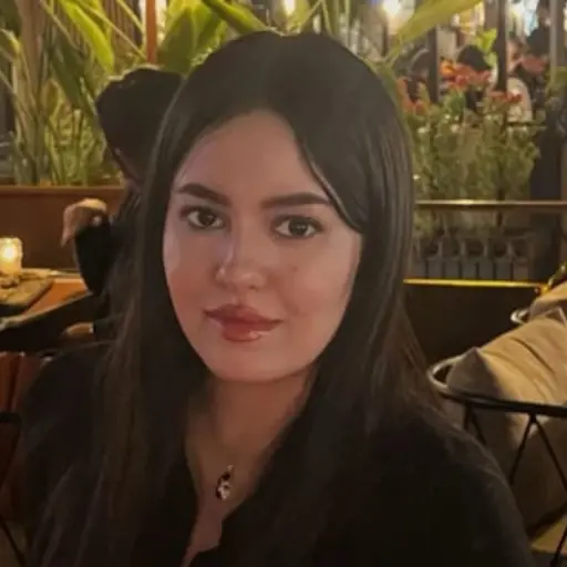 Jasmine — Author and Photographer